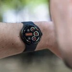 La Google Pixel Watch 4 pourrait vous sauver la vie grâce à ces deux nouveautés